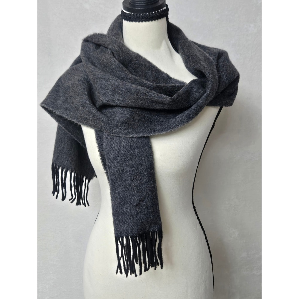Amicale Charcoal Gray 100% Merino Wool Fringed Winter Scarf Old Money Classic